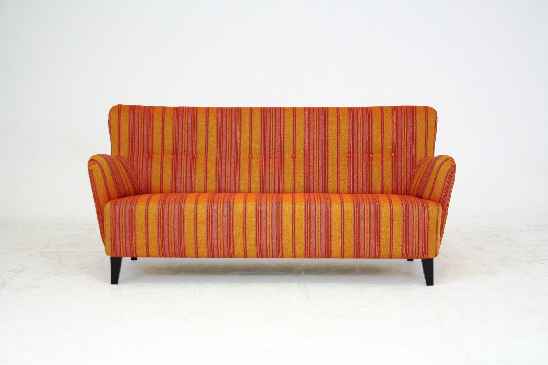 Elegant Klassisk 2-Personers Sofa – Gør Dit Hjem Smukkere!